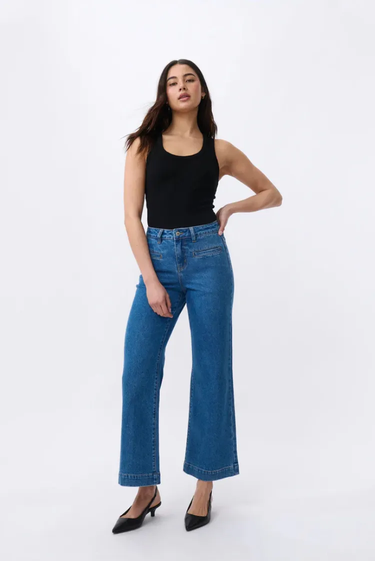 Freya Jean | 90's Blue