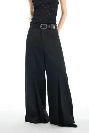Light Basic Pleats Wide Trousers