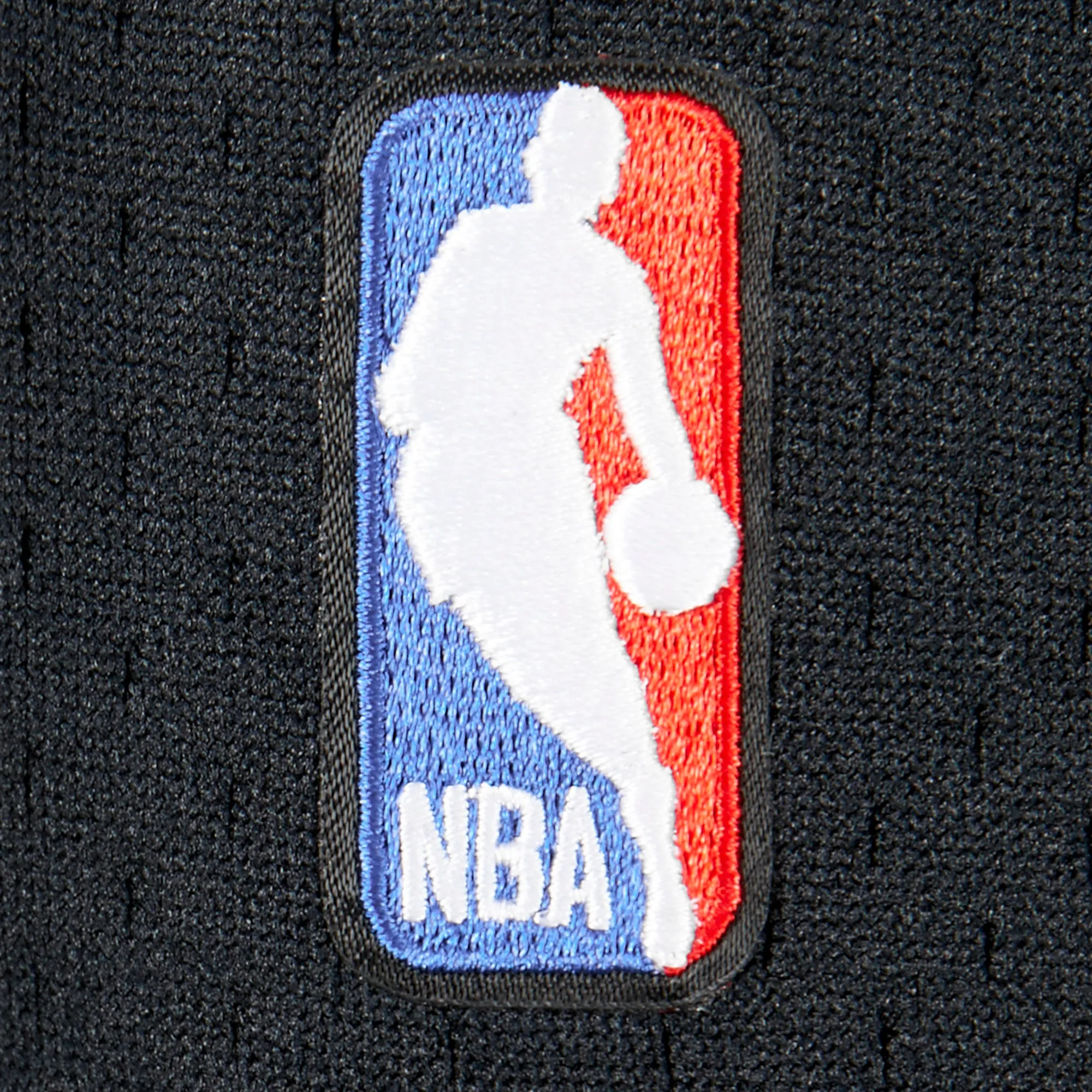 NBA ATLANTA HAWKS CLASSIC LITTLE BOYS MESH BUTTON DOWN SHIRT (BLACK/RED)