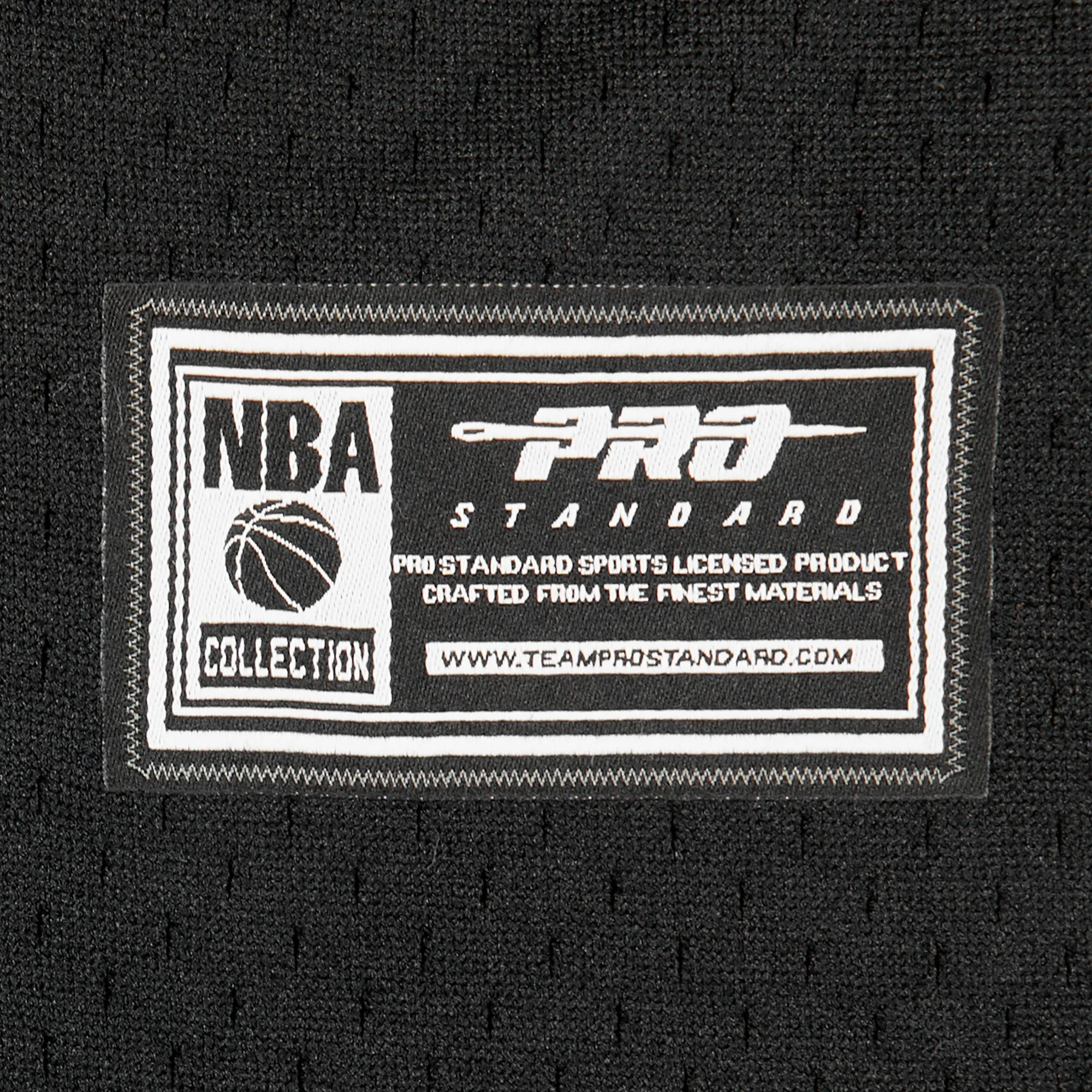 NBA ATLANTA HAWKS CLASSIC LITTLE BOYS MESH BUTTON DOWN SHIRT (BLACK/RED)