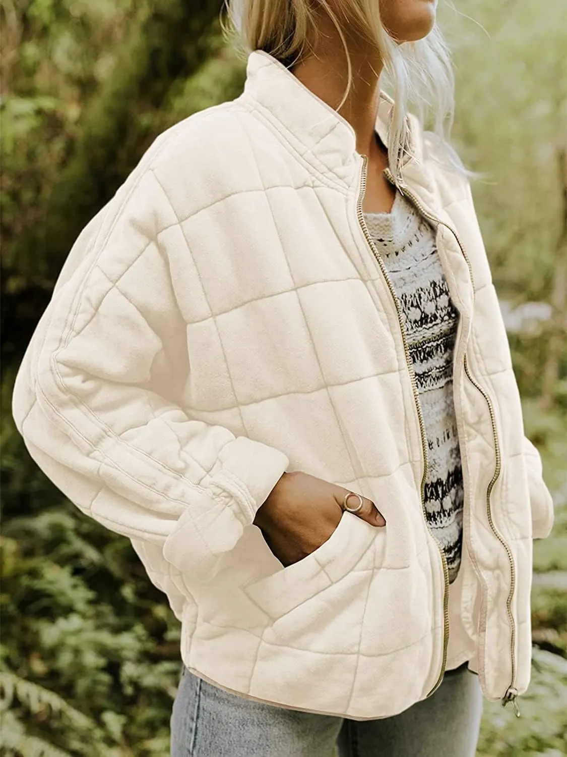 utcoco Women's Causal Lightweight Jacket Stand Collar Long Sleeve Zip Up Winter Coats for Women