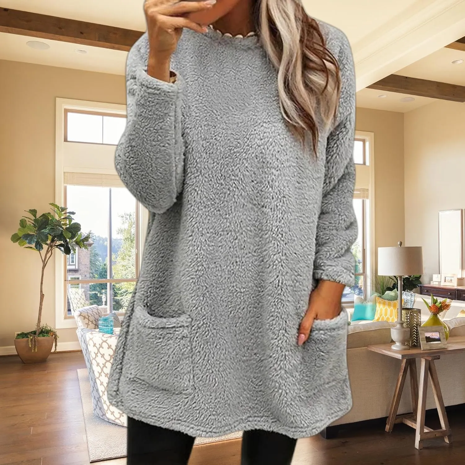 Womens Crewneck Sweatshirt Casual Long Sleeve Sherpa Fleece Warm Sweatshirt Tunic Tops Fluffy Outerwears with Pocket