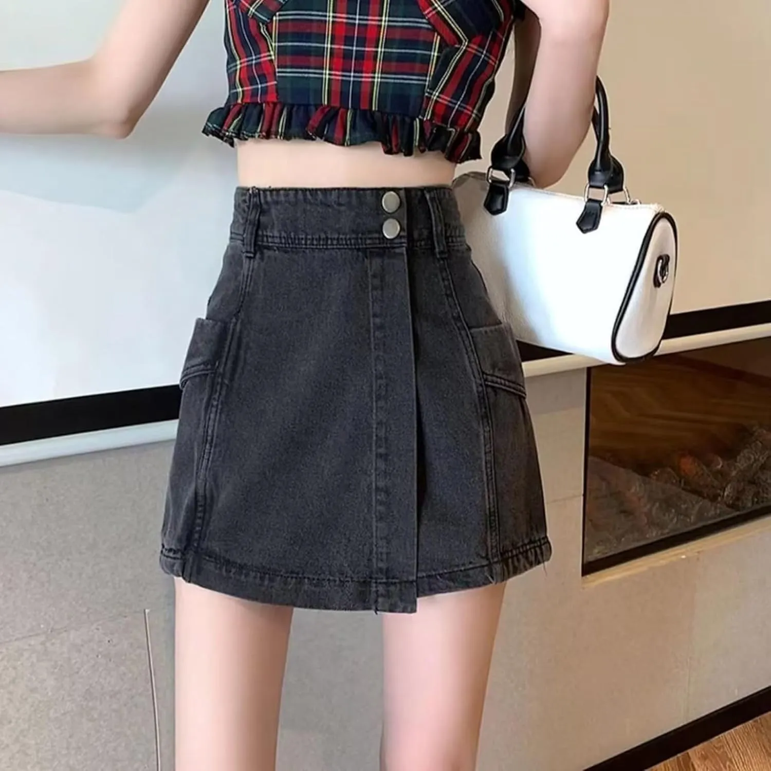 Women's Denim Skirt 2024 Summer Trendy A-Line Button Y2K Mini Casual Denim Skirt Cute Loose Vacation Jean Shorts for Women