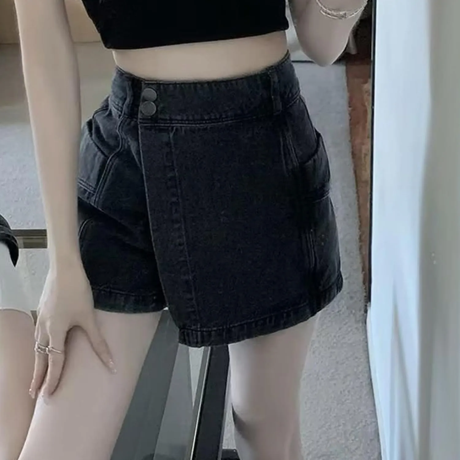 Women's Denim Skirt 2024 Summer Trendy A-Line Button Y2K Mini Casual Denim Skirt Cute Loose Vacation Jean Shorts for Women
