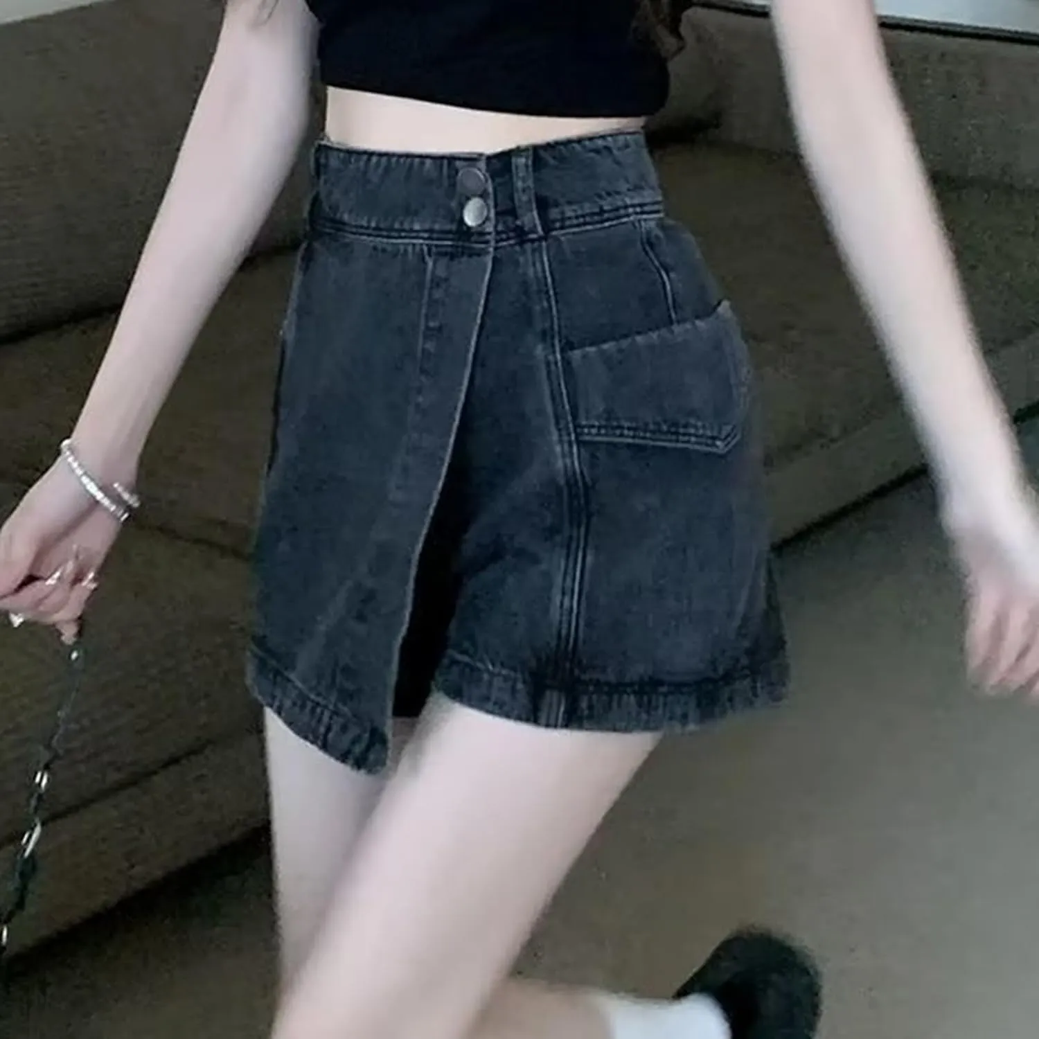 Women's Denim Skirt 2024 Summer Trendy A-Line Button Y2K Mini Casual Denim Skirt Cute Loose Vacation Jean Shorts for Women