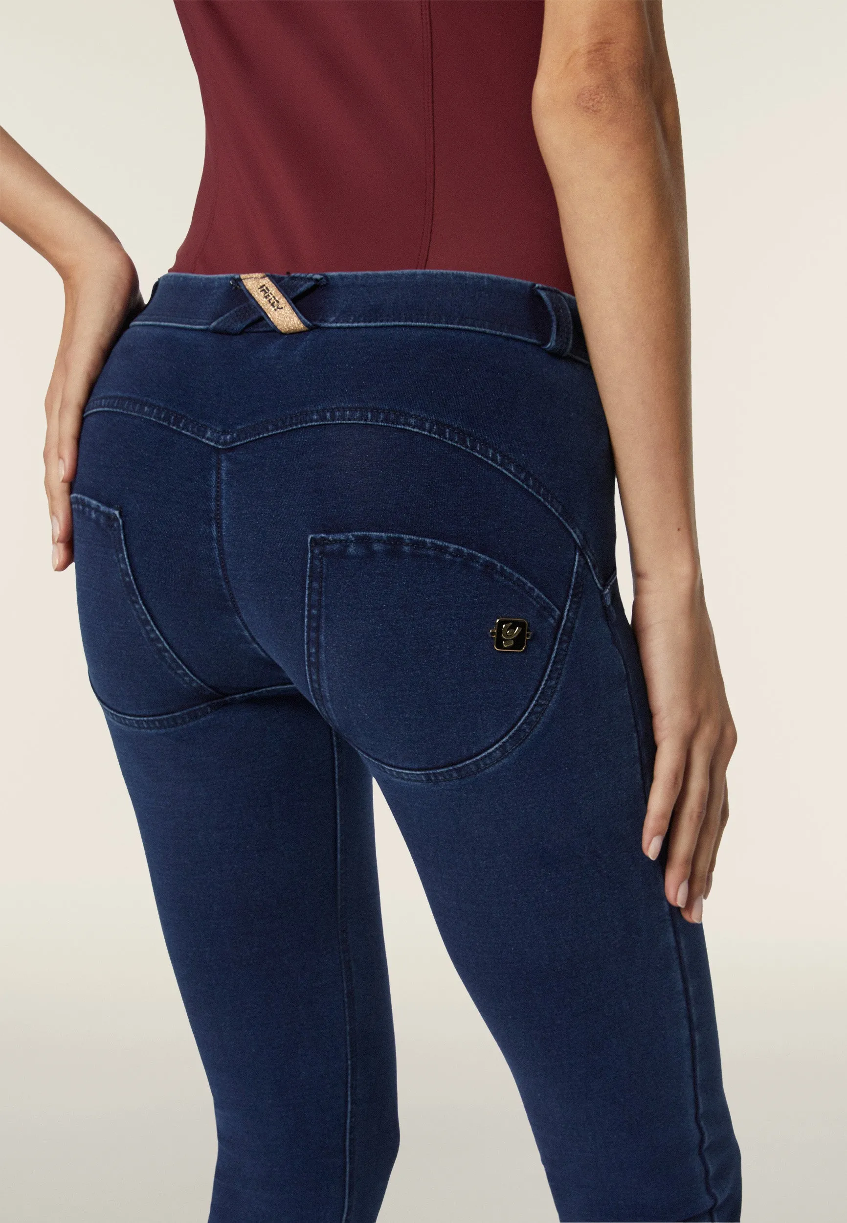 WRUP47RF412-J0B  Subtle Flared WR.UP® Jeans