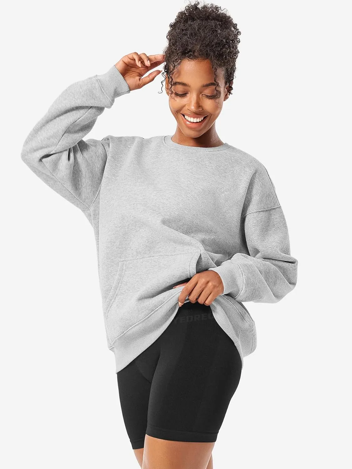 YEOREO Womens Oversized Sweatshirts Hoodies Crew Neck Pullover Jocely Fleece Long Sleeve Shirts with Pocket