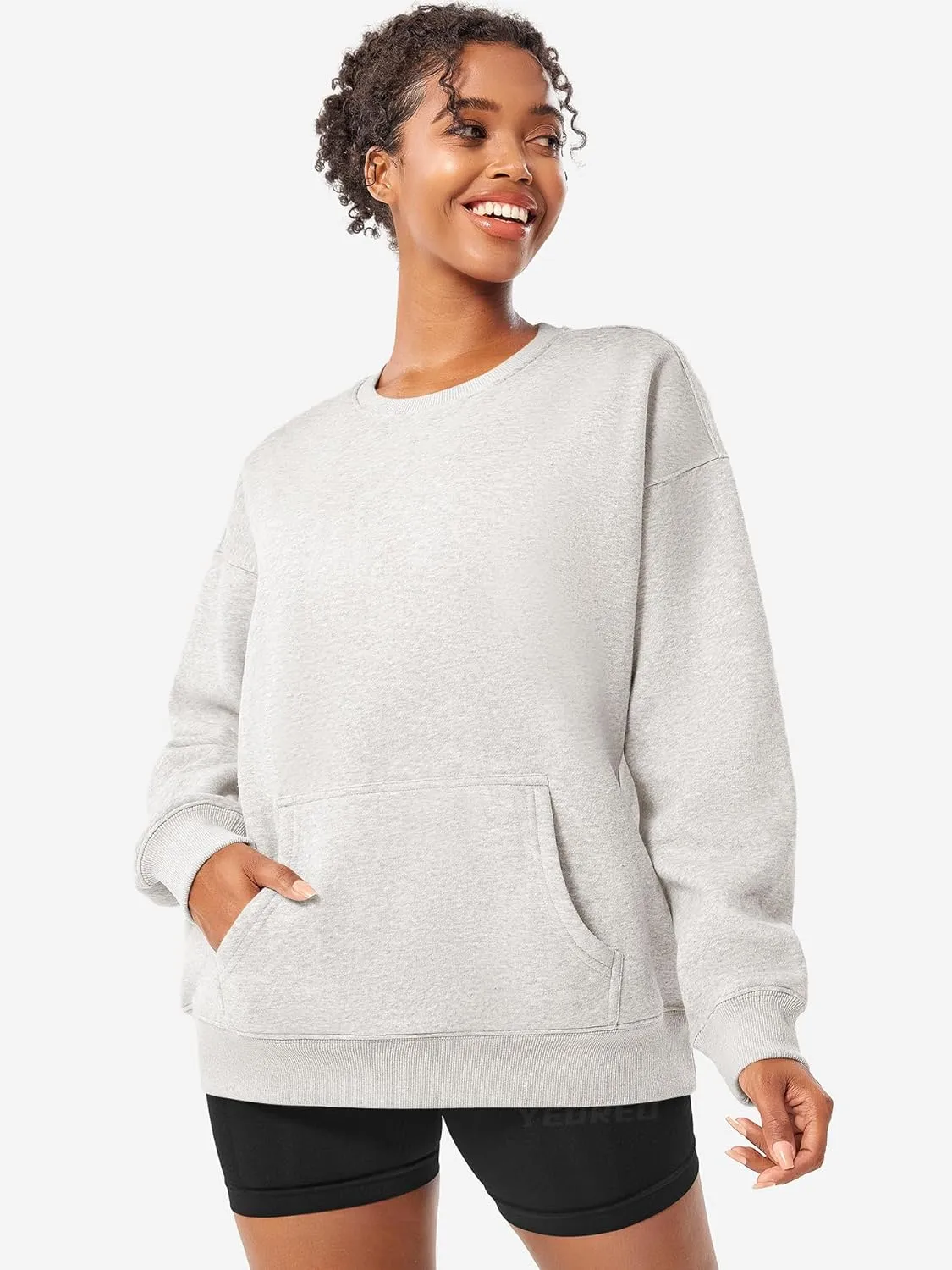 YEOREO Womens Oversized Sweatshirts Hoodies Crew Neck Pullover Jocely Fleece Long Sleeve Shirts with Pocket