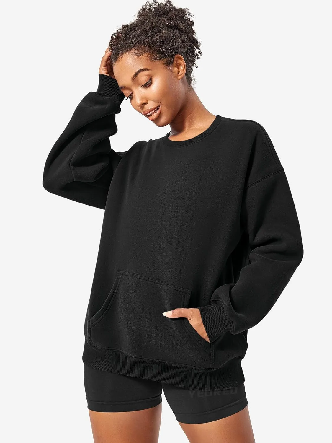 YEOREO Womens Oversized Sweatshirts Hoodies Crew Neck Pullover Jocely Fleece Long Sleeve Shirts with Pocket