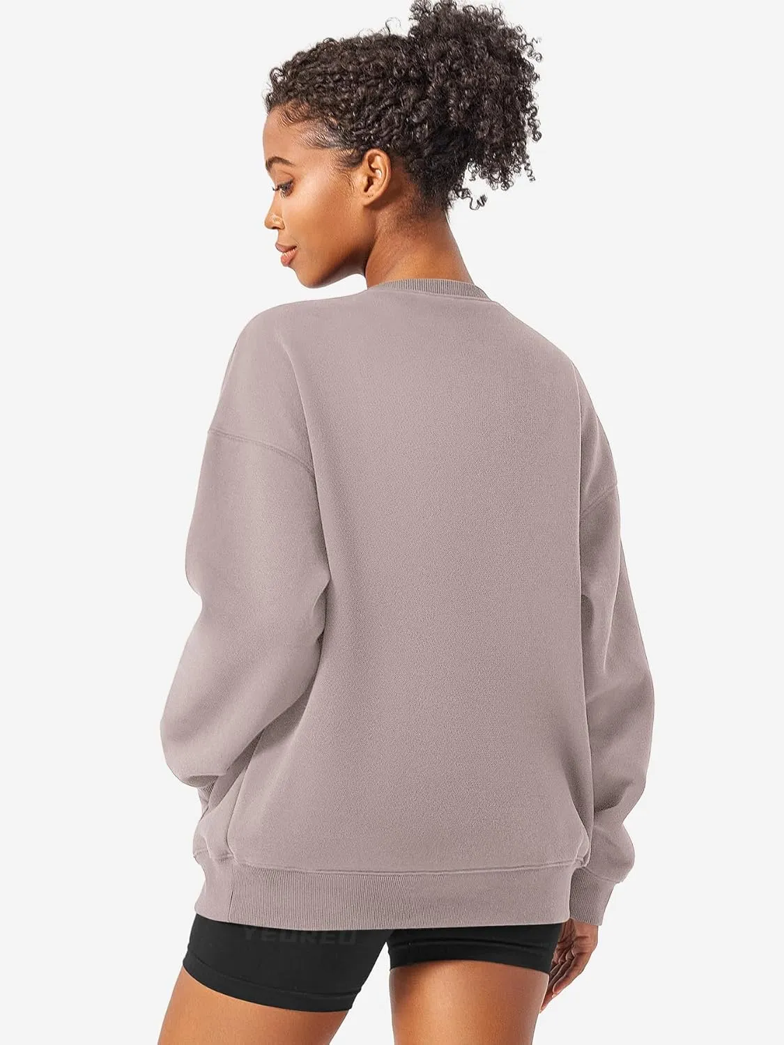YEOREO Womens Oversized Sweatshirts Hoodies Crew Neck Pullover Jocely Fleece Long Sleeve Shirts with Pocket